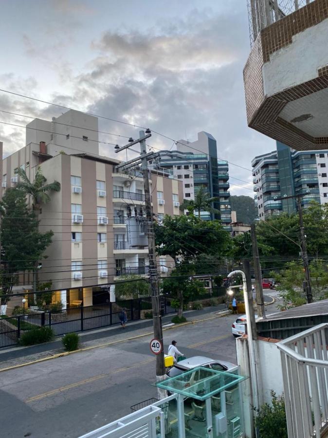 Apartamento Com Estacionamento, Wi-Fi, Ar Condicionado A 300 Metros Da Praia Da Enseada No Guaruja. 외부 사진