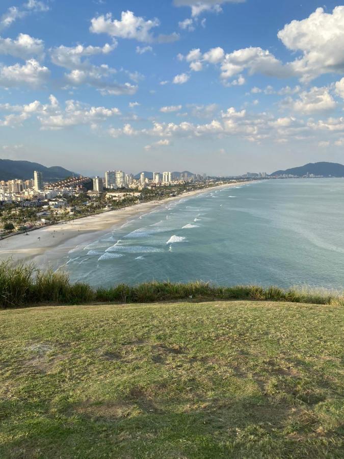 Apartamento Com Estacionamento, Wi-Fi, Ar Condicionado A 300 Metros Da Praia Da Enseada No Guaruja. 외부 사진