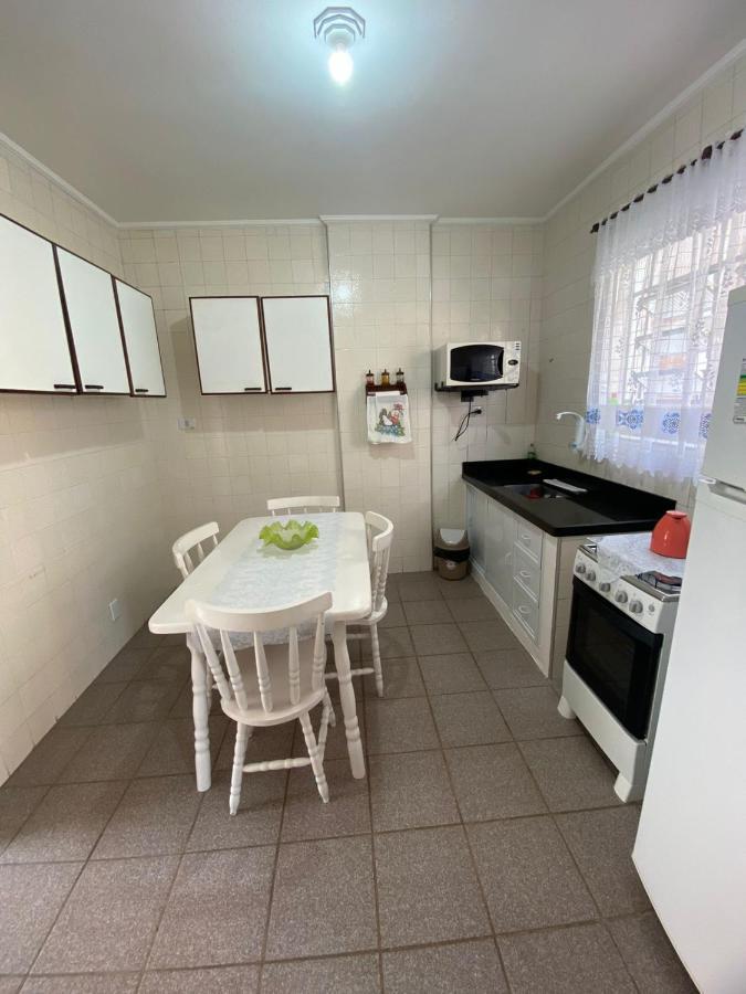 Apartamento Com Estacionamento, Wi-Fi, Ar Condicionado A 300 Metros Da Praia Da Enseada No Guaruja. 외부 사진