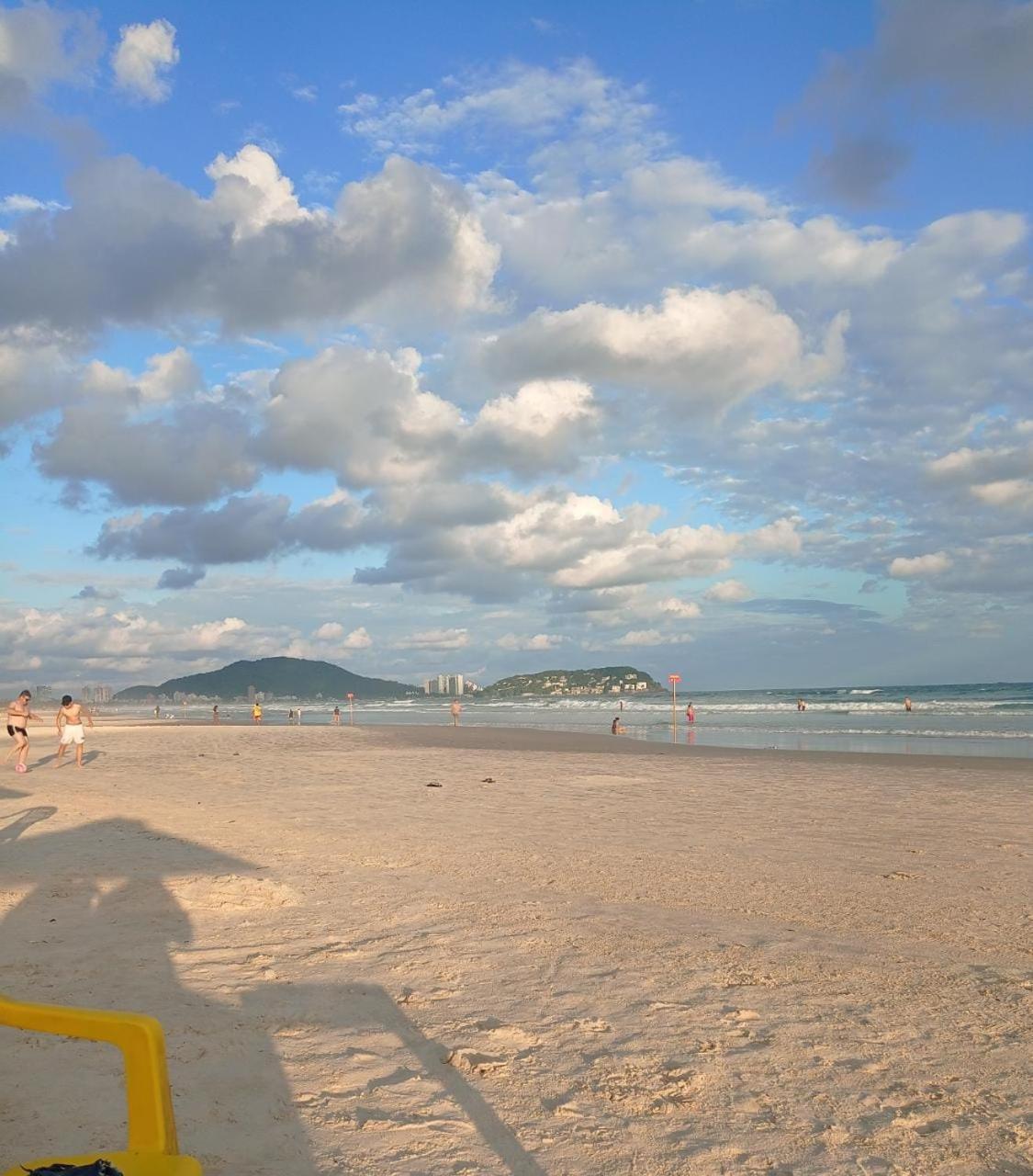 Apartamento Com Estacionamento, Wi-Fi, Ar Condicionado A 300 Metros Da Praia Da Enseada No Guaruja. 외부 사진