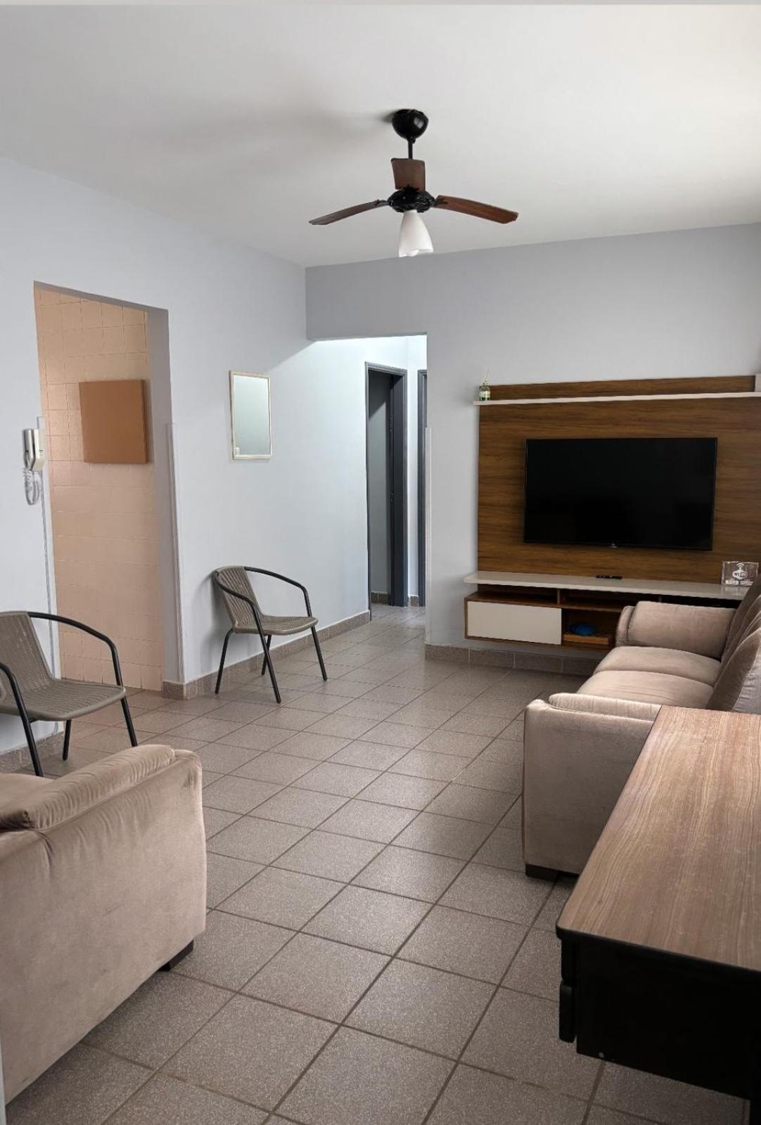 Apartamento Com Estacionamento, Wi-Fi, Ar Condicionado A 300 Metros Da Praia Da Enseada No Guaruja. 외부 사진
